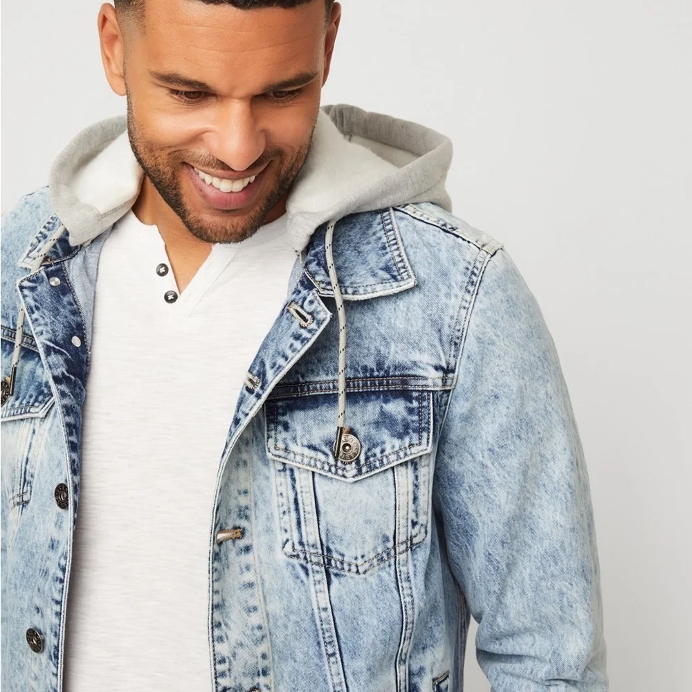 Guess trendy denim